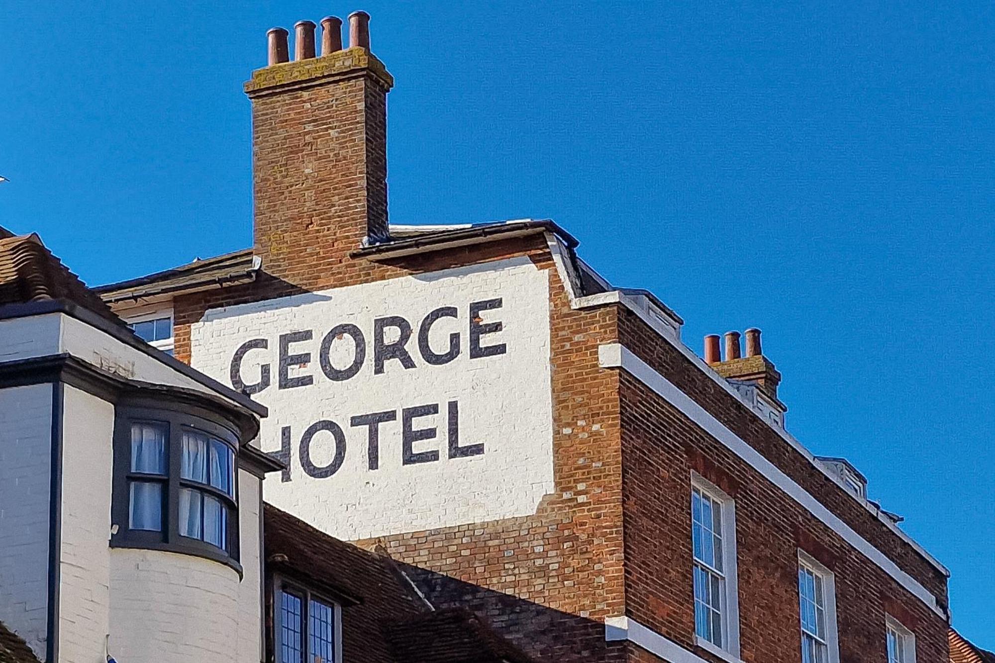 The George Hotel Battle Exterior photo